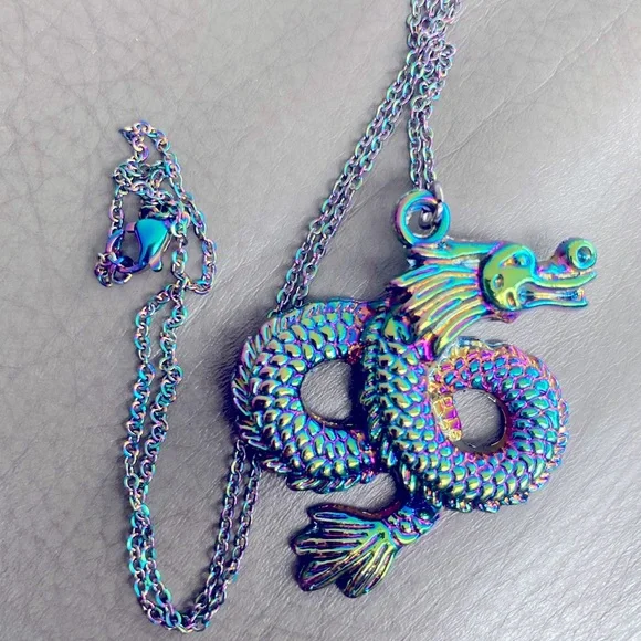 Rainbow 🌈 Chinese dragon 🐉 boho Necklace - Picture 11 of 12